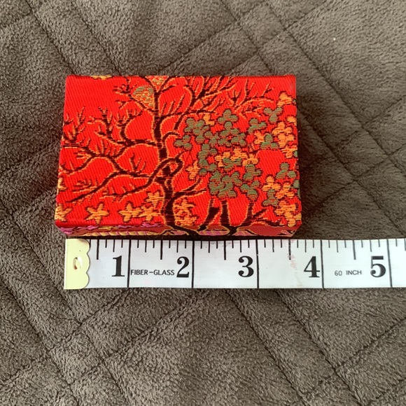 Vintage Asian Floral Lipstick Case with Mirror - Picture 10 of 12